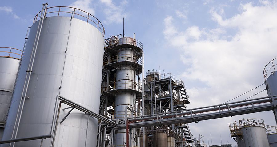 プラント施工管理とは?仕事内容や種類、資格を解説